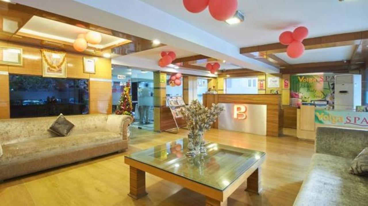Hotel Balsons Continental Ню Делхи Екстериор снимка