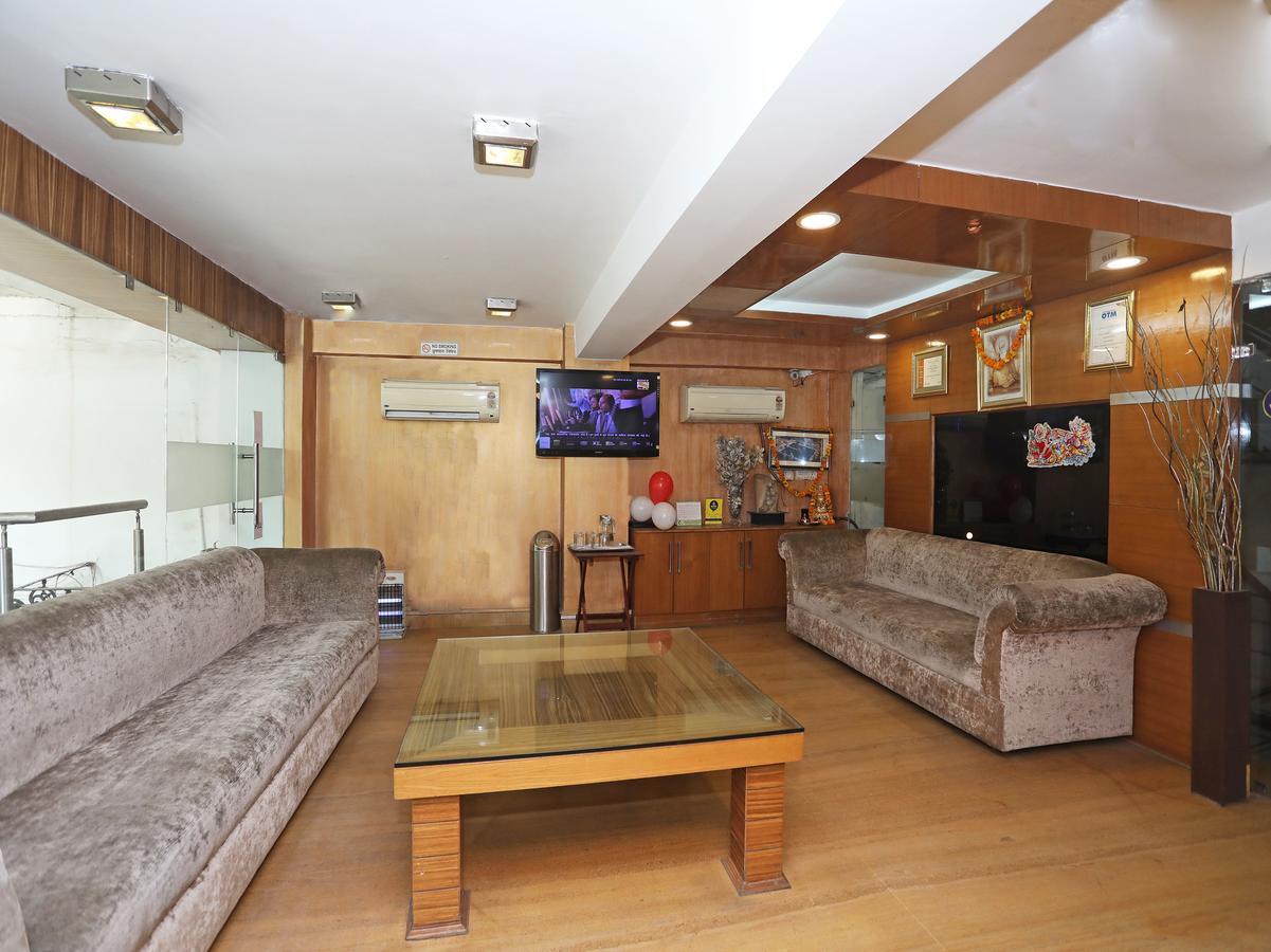 Hotel Balsons Continental Ню Делхи Екстериор снимка